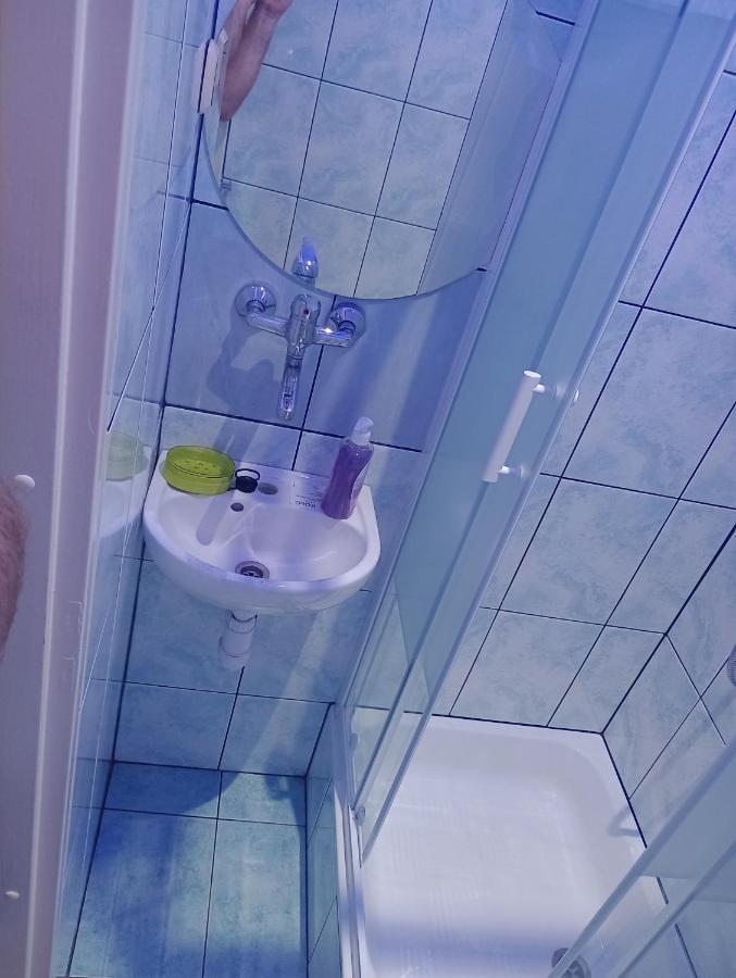 Kawalerka. Apartment Przemysl Bagian luar foto